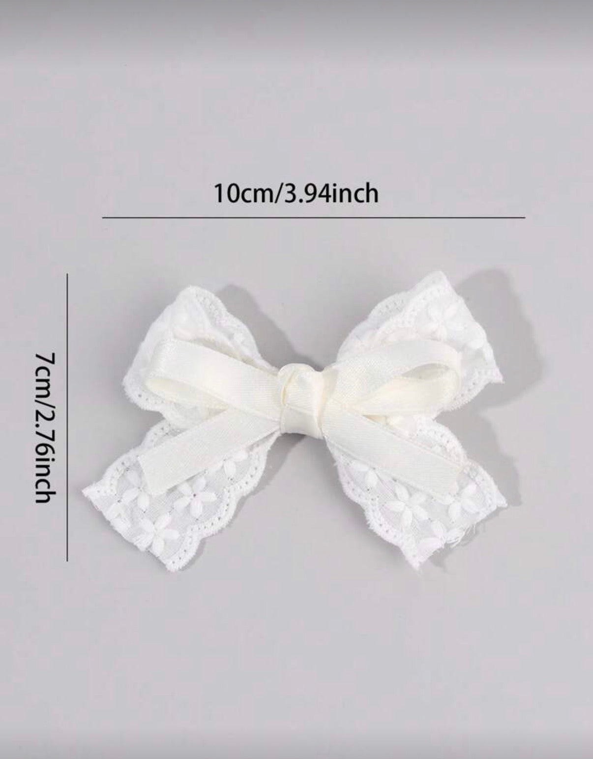 2 Pcs White Hairclips