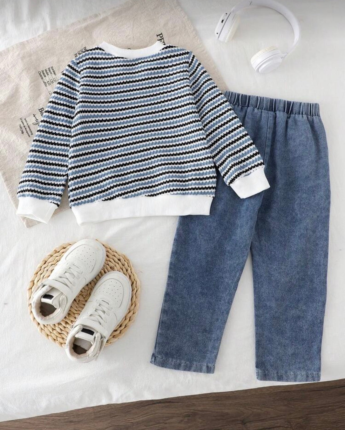 2 Pcs Set ( Sweatshirt & Jeans